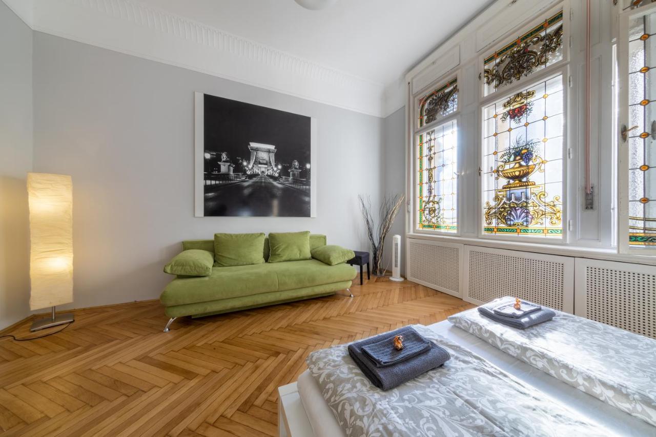 Elisabeth Apartment On Vaci Street Budapest Luaran gambar