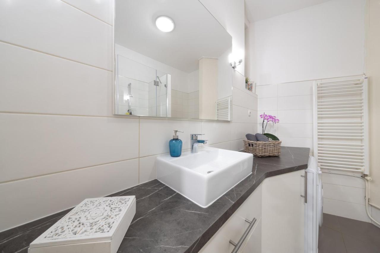 Elisabeth Apartment On Vaci Street Budapest Luaran gambar