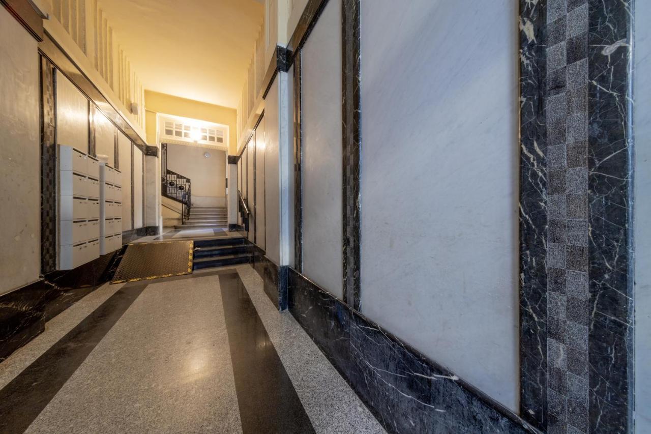 Elisabeth Apartment On Vaci Street Budapest Luaran gambar